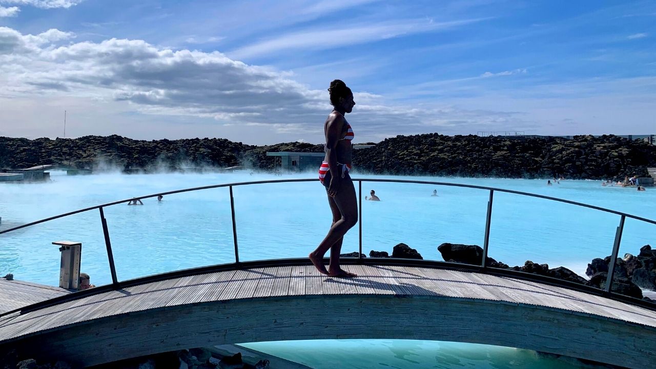 Iceland's Blue Lagoon: SPA Holiday & Round Trip